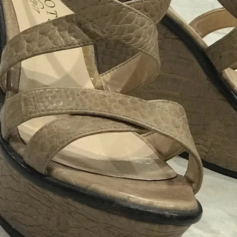 Talbots tan platforms shoes wedges heels size 6